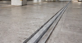 Expansion joint in a concrete parking deck